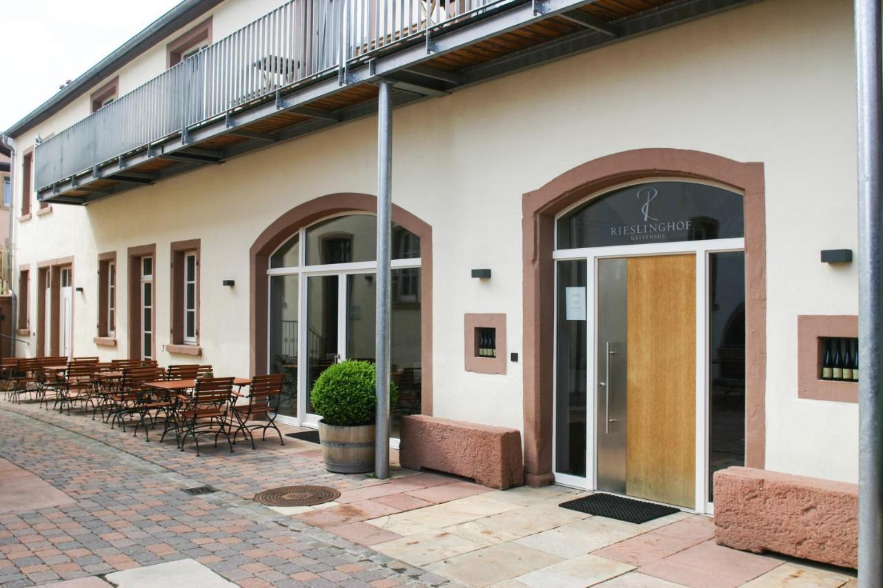 ホテル Rieslinghof Wachenheim an der Weinstraße エクステリア 写真